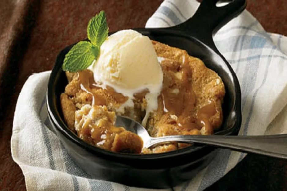 Salted Caramel Cookie Skillet, Outback Steakhouse Menu